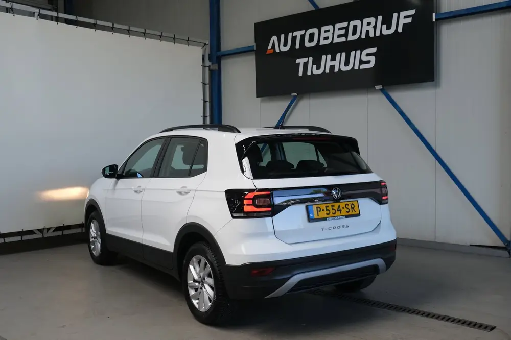 Volkswagen T-Cross 1.0 TSI Life - N.A.P. Airco, Cruise, Navi uit 2022, foto 4