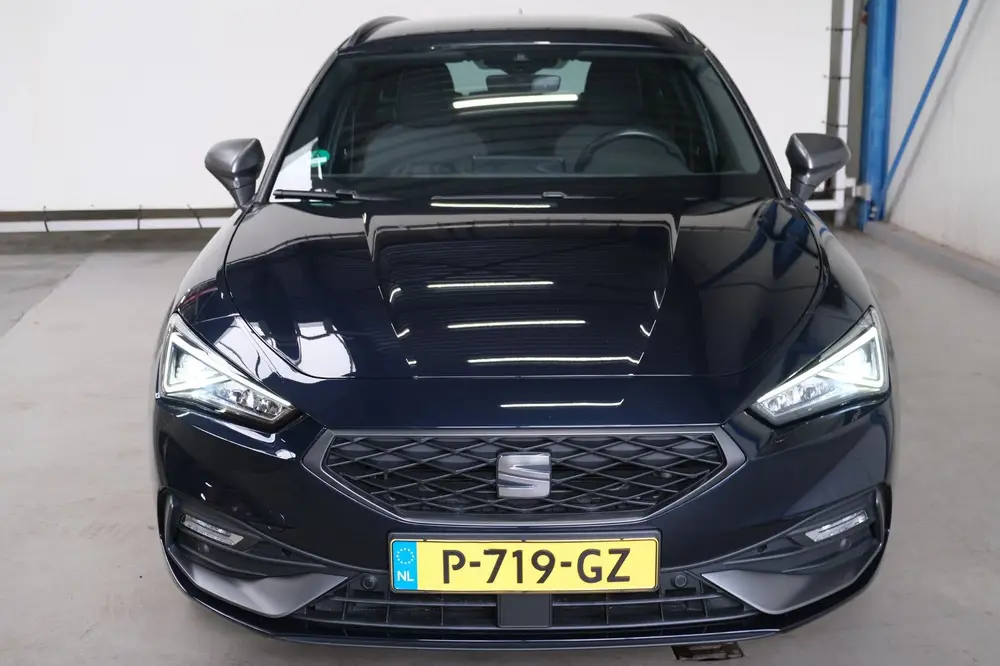 SEAT Leon 1.5 eTSI FR Business Intense Automaat uit 2022, foto 3
