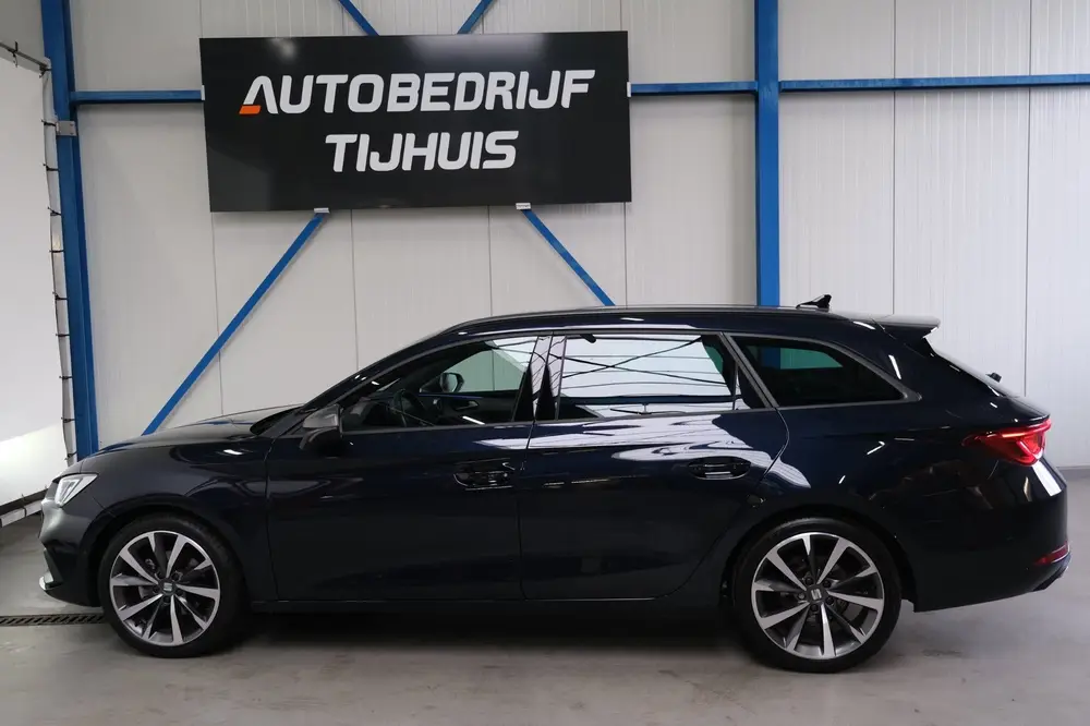 SEAT Leon 1.5 eTSI FR Business Intense Automaat uit 2022, foto 5