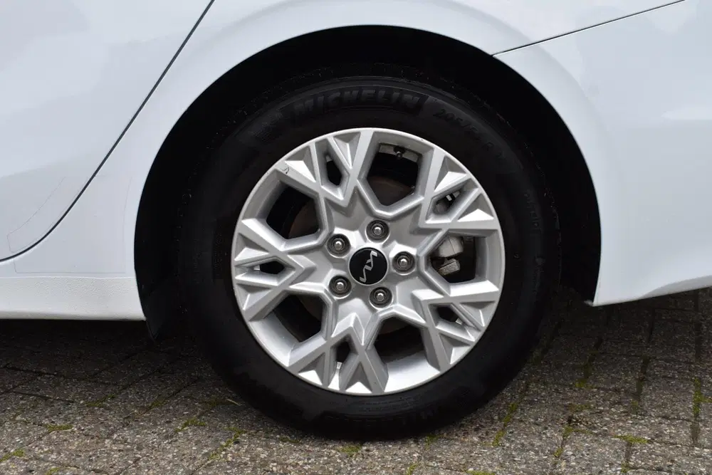 Kia Ceed 1.0 T-GDi ComfortLine uit 2024, foto 5