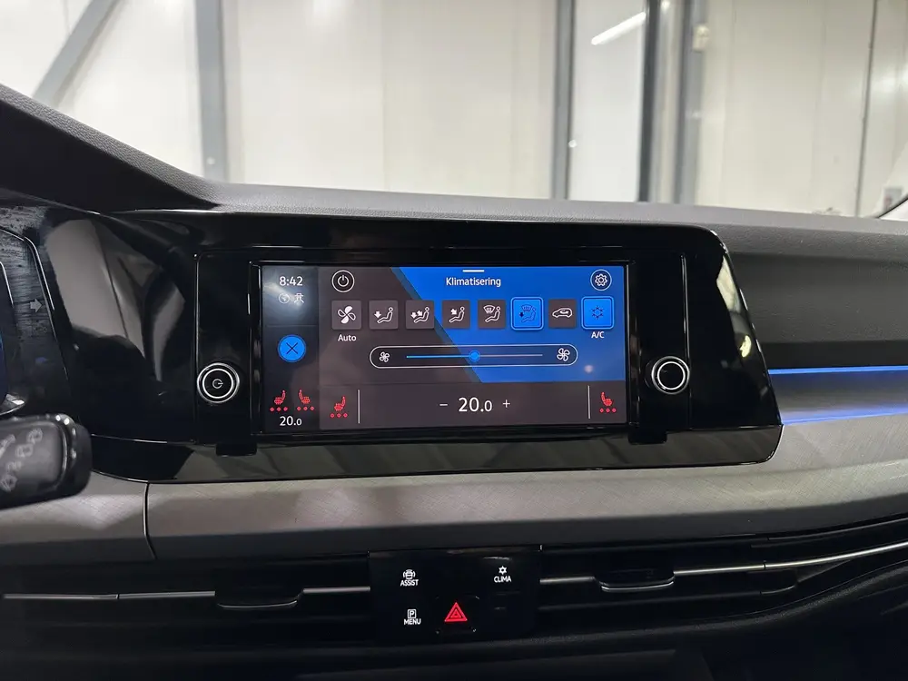 Volkswagen Golf 1.0 TSI Life Trekhaak | Winterpakket | ACC | uit 2022, foto 16