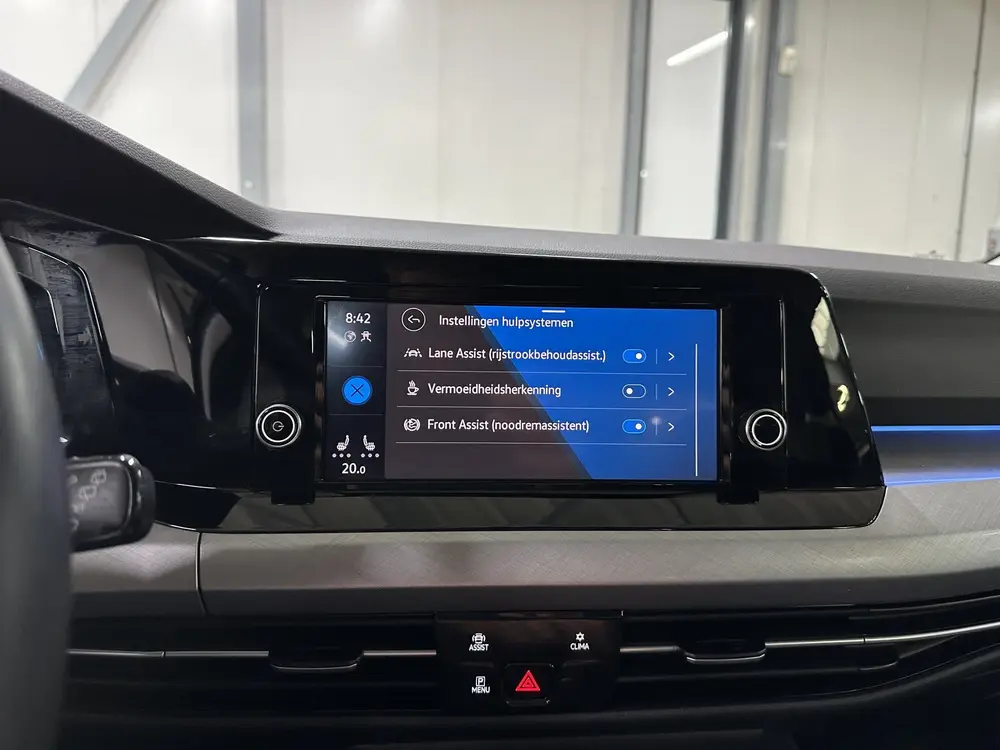 Volkswagen Golf 1.0 TSI Life Trekhaak | Winterpakket | ACC | uit 2022, foto 17