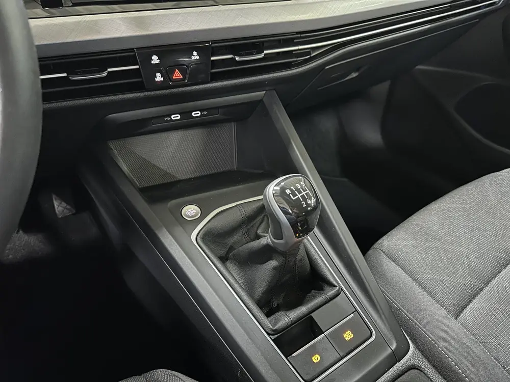 Volkswagen Golf 1.0 TSI Life Trekhaak | Winterpakket | ACC | uit 2022, foto 18