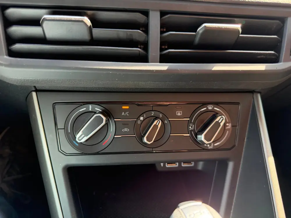 Volkswagen Polo 1.0 TSI Comfortline automaat uit 2019, foto 17