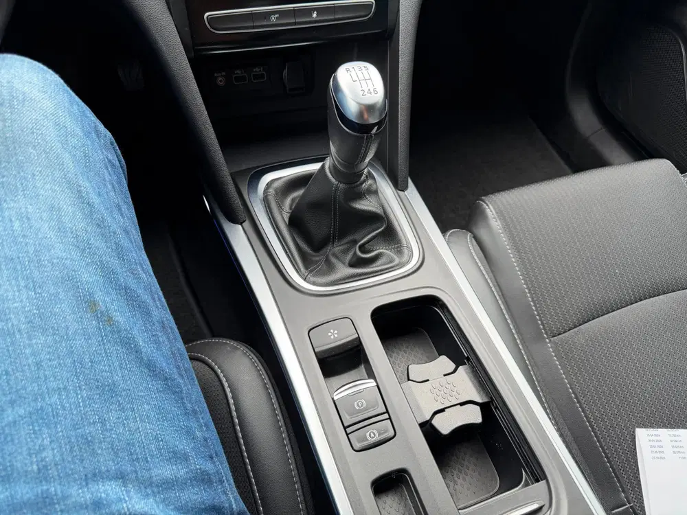 Renault Megane Mégane Estate 1.3 TCe Intens VOL optie's uit 2021, foto 19