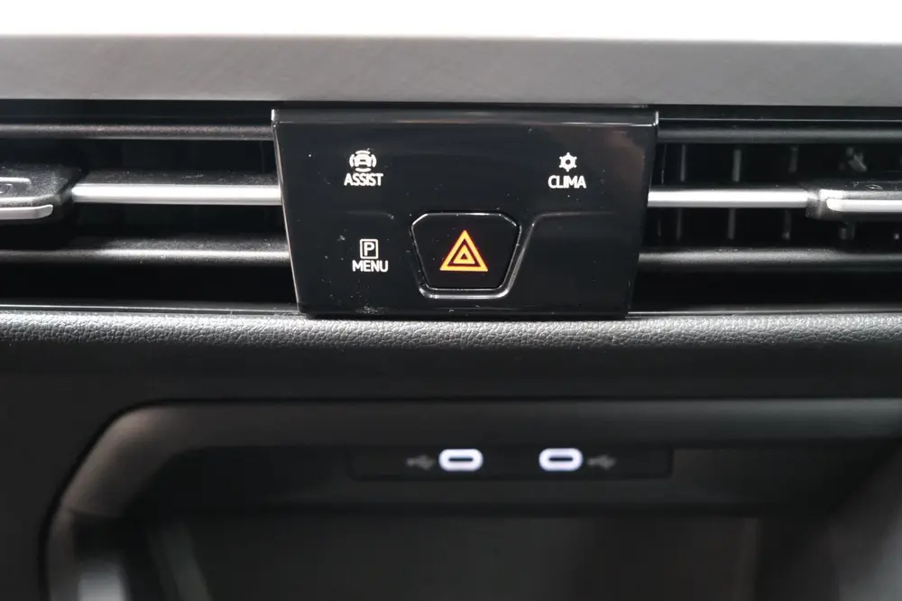 Volkswagen Golf 1.0 eTSI Life Automaat - N.A.P. Airco, Cruis uit 2022, foto 14