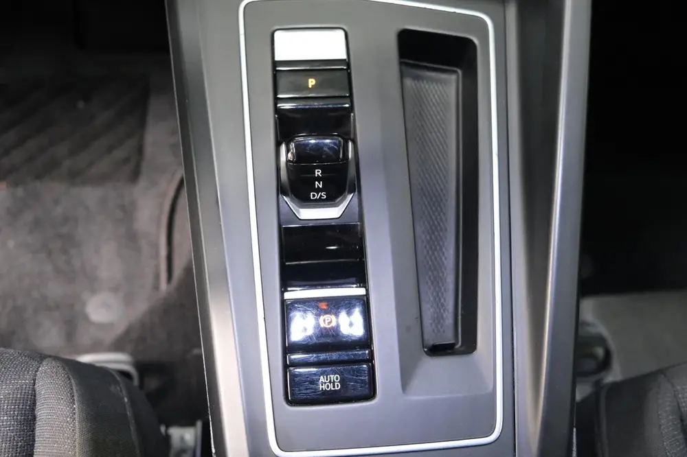 Volkswagen Golf 1.0 eTSI Life Automaat - N.A.P. Airco, Cruis uit 2022, foto 15