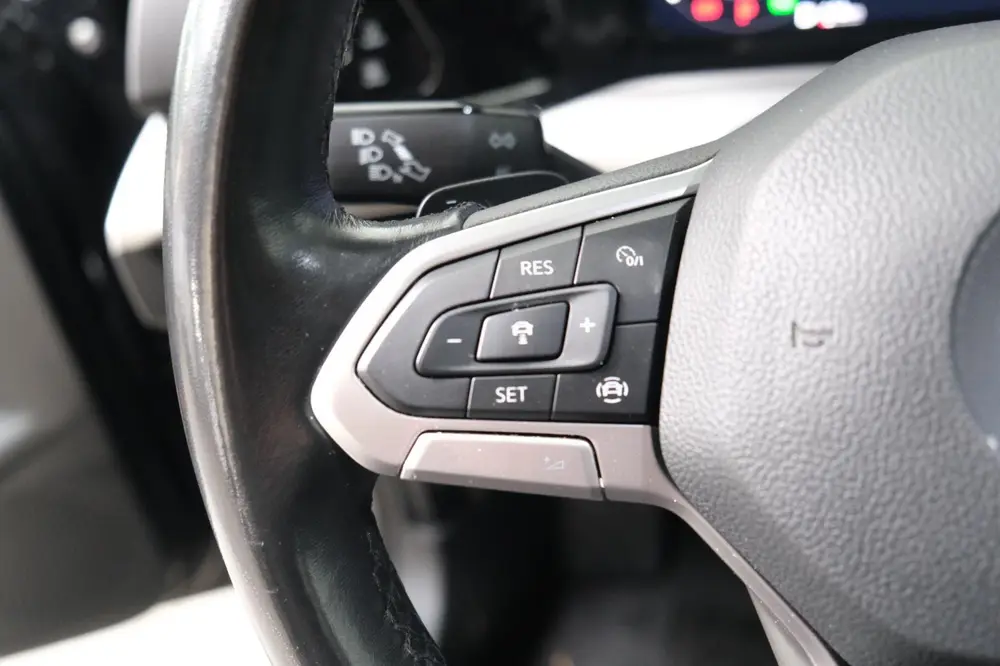 Volkswagen Golf 1.0 eTSI Life Automaat - N.A.P. Airco, Cruis uit 2022, foto 18