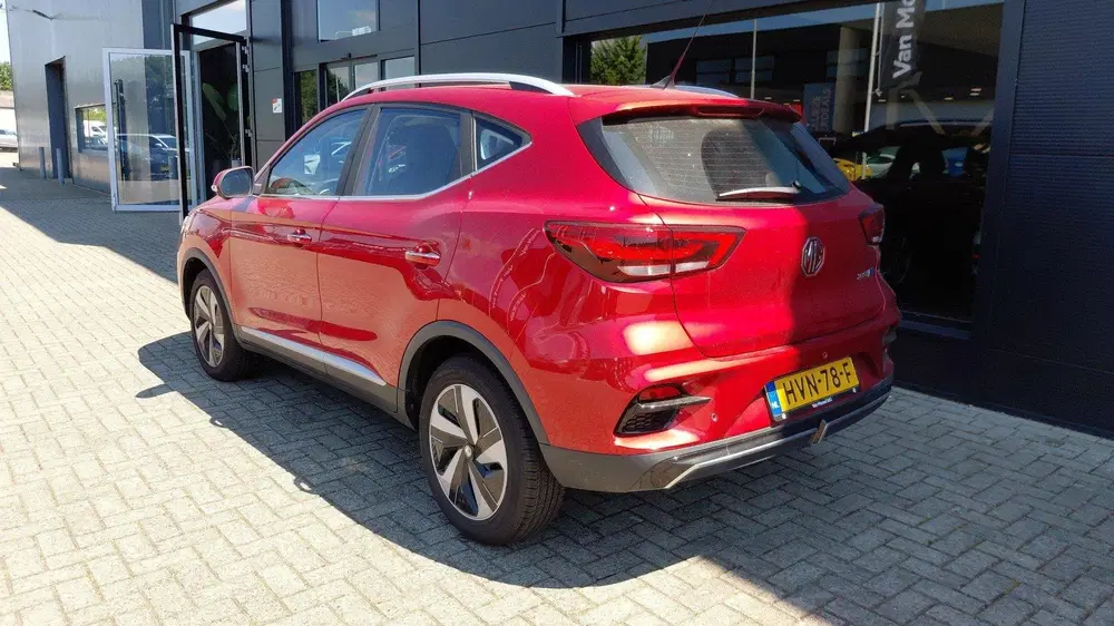 MG ZS Standard Range Luxury 50 kWh uit 2025, foto 2