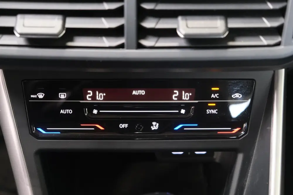 Volkswagen Polo 1.0 TSI Life Automaat - Airco, Cruise. uit 2022, foto 15