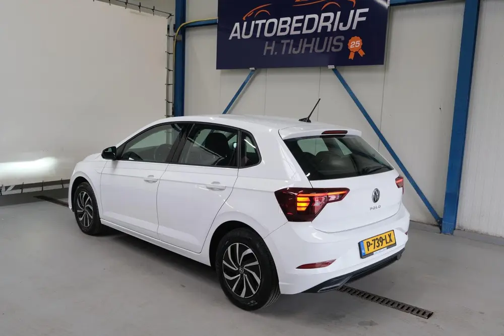Volkswagen Polo 1.0 TSI Life Automaat - Airco, Cruise. uit 2022, foto 4