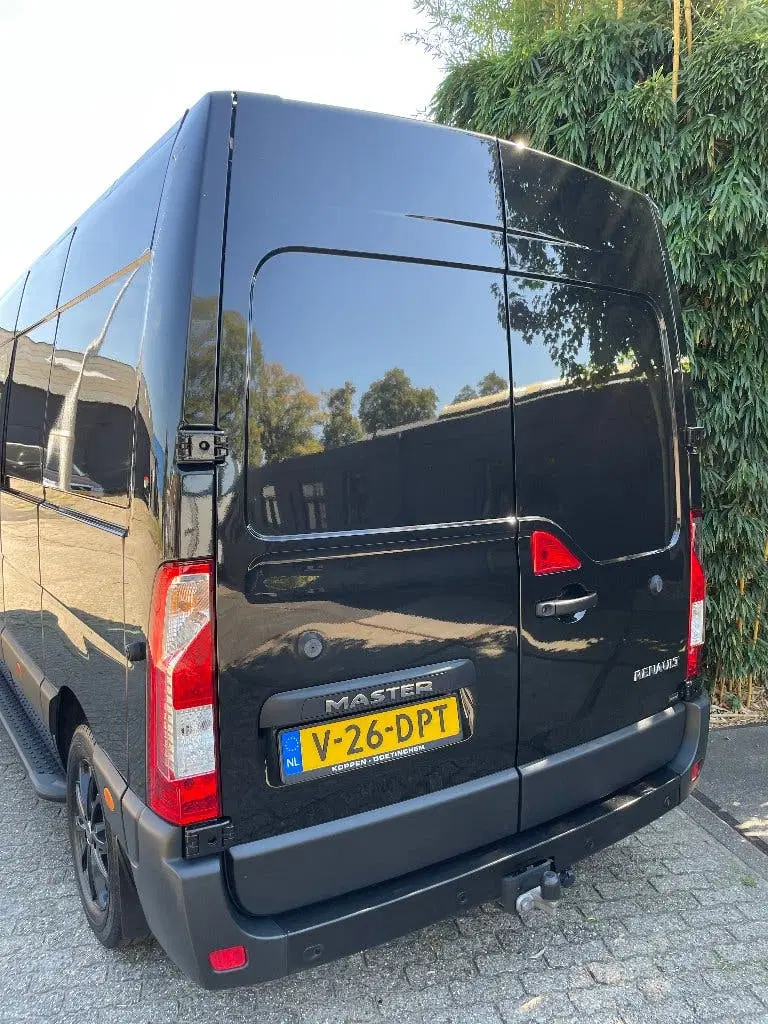 Renault Master 180pk L3H2 2024 Dubbele Cabine Zwart Metal uit 2024, foto 15