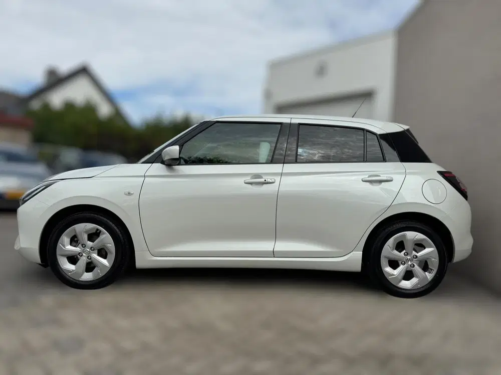 Suzuki Swift 1.2 Style Smart Hybrid NIEUWSTE MODEL uit 2024, foto 4
