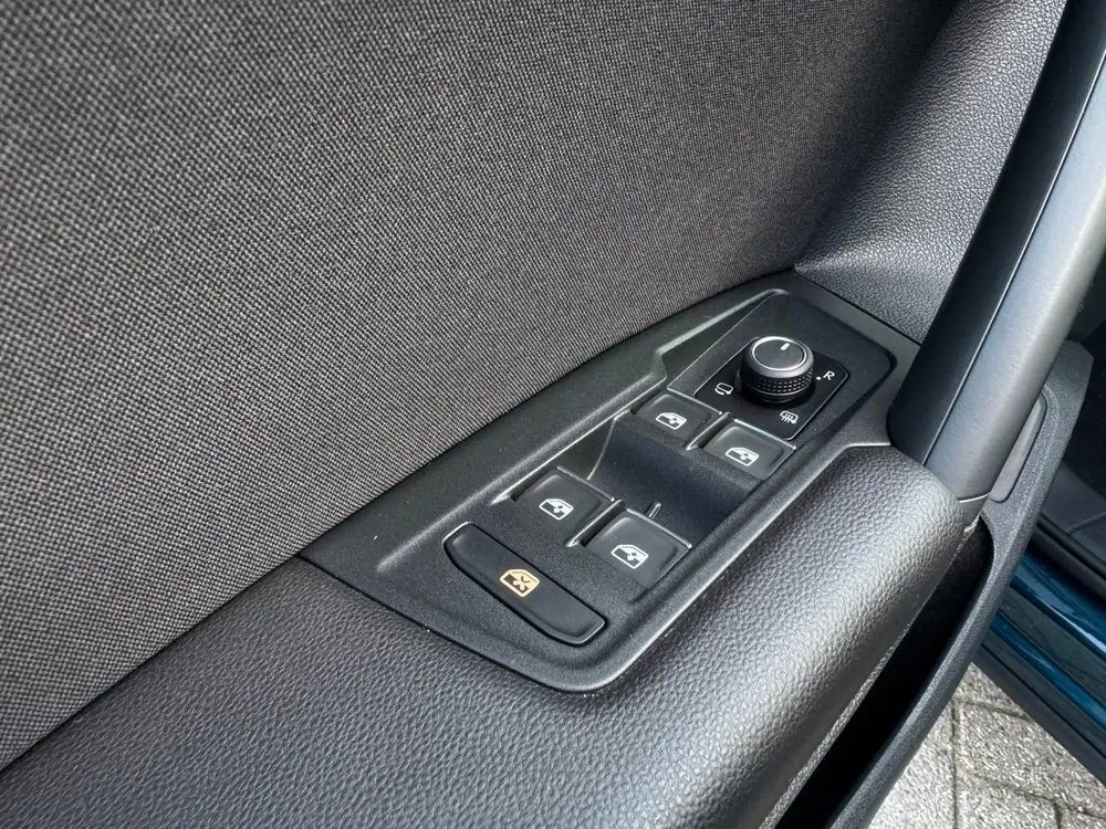 Volkswagen Tiguan 1.4 TSI eHybrid Elegance SOH 91,8% / IQ LI uit 2022, foto 12