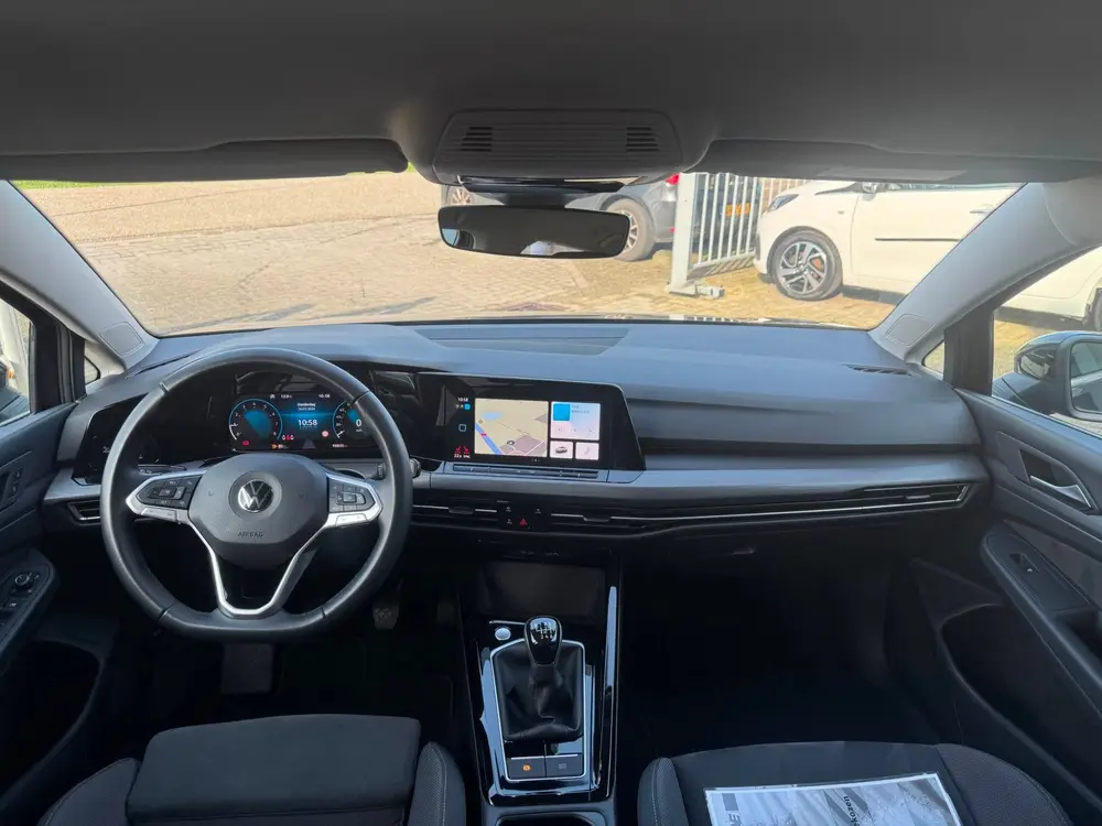 Volkswagen Golf Variant 1.5 TSI Style ERGOACTIVE / IQ LIGHT uit 2022, foto 2