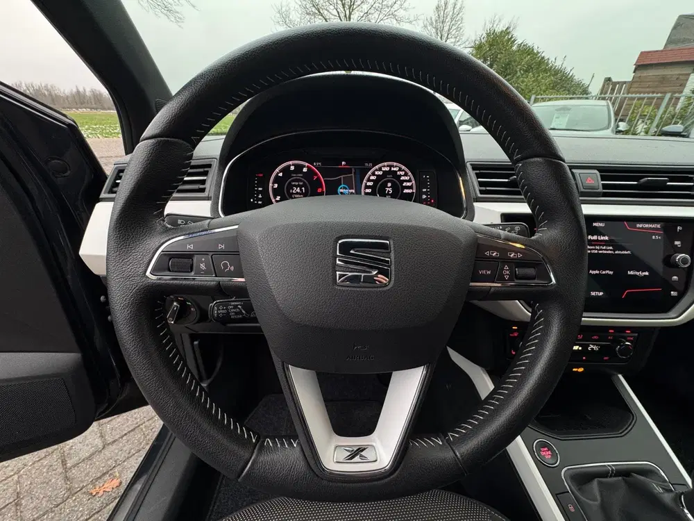SEAT Arona 1.0 TSI Xcellence Business Intense TREKHAA uit 2019, foto 16