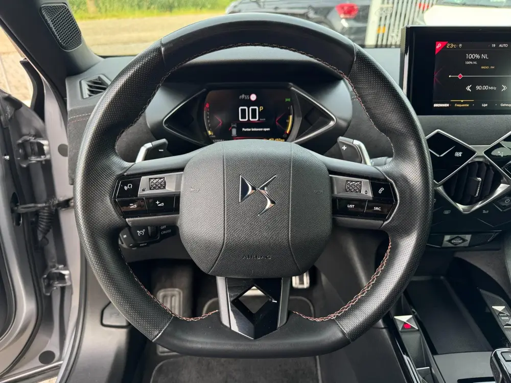 DS Automobiles 3 Crossback DS 3 Crossback 1.2 PureTech Business AUTOMAAT / PDC / CARPLA uit 2019, foto 13