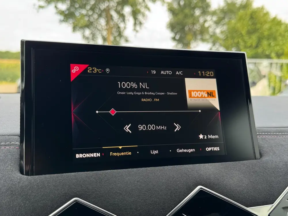 DS Automobiles 3 Crossback DS 3 Crossback 1.2 PureTech Business AUTOMAAT / PDC / CARPLA uit 2019, foto 20