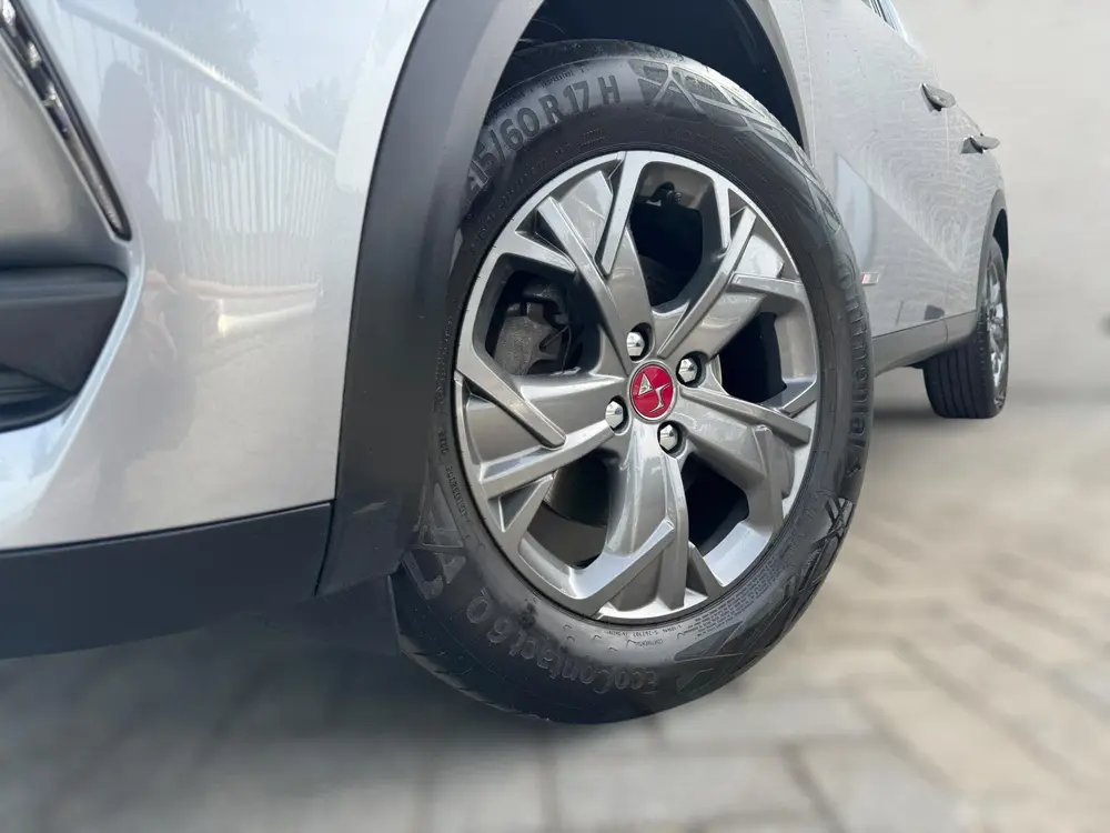 DS Automobiles 3 Crossback DS 3 Crossback 1.2 PureTech Business AUTOMAAT / PDC / CARPLA uit 2019, foto 3