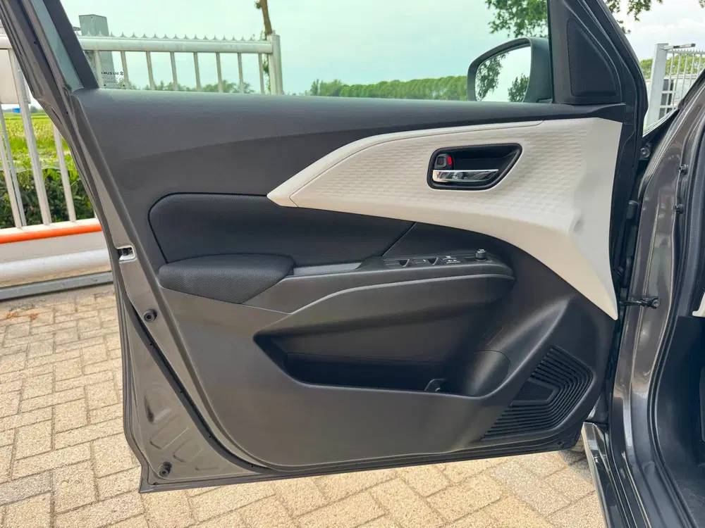 Suzuki Swift 1.2 Select Smart Hybrid CAMERA uit 2025, foto 12