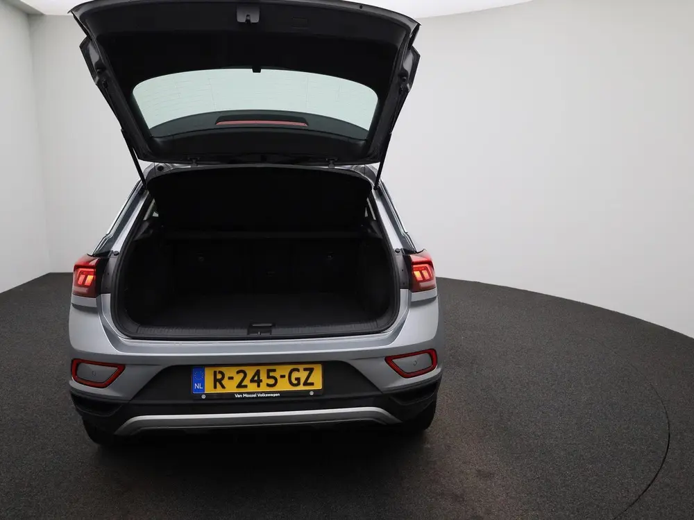 Volkswagen T-Roc 1.0 TSI Life 110 PK| Origineel Nederlands | uit 2022, foto 11