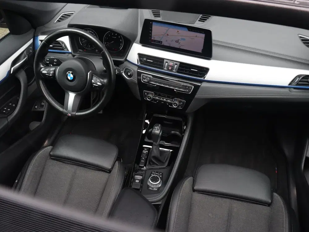 BMW X1 xDrive25e uit 2021, foto 14