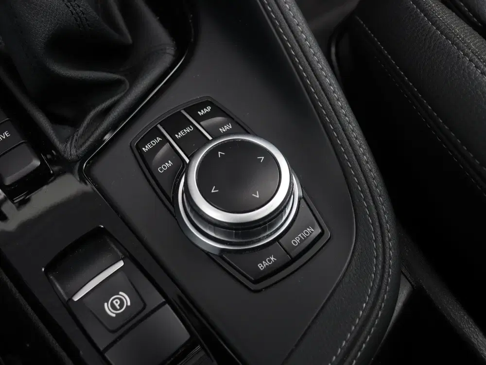 BMW X1 xDrive25e uit 2021, foto 18