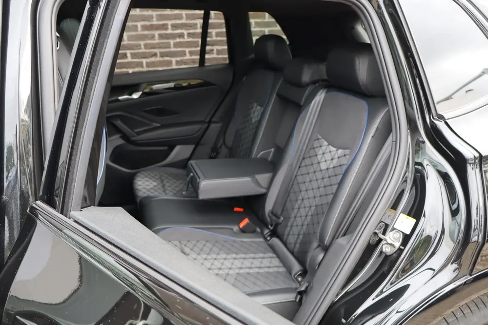 Volkswagen Tiguan 1.5 eHybrid 204pk R-Line Edition | SoH 100 uit 2025, foto 6