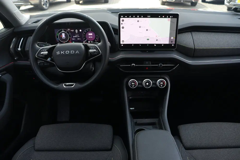Skoda Kodiaq 1.5 TSI PHEV 204 PK Business Edition uit 2025, foto 11