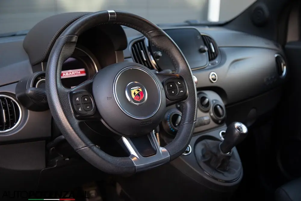 Abarth 595 Fiat Abarth 1.4 T-Jet special series F595 500 165PK CarPlay uit 2022, foto 13