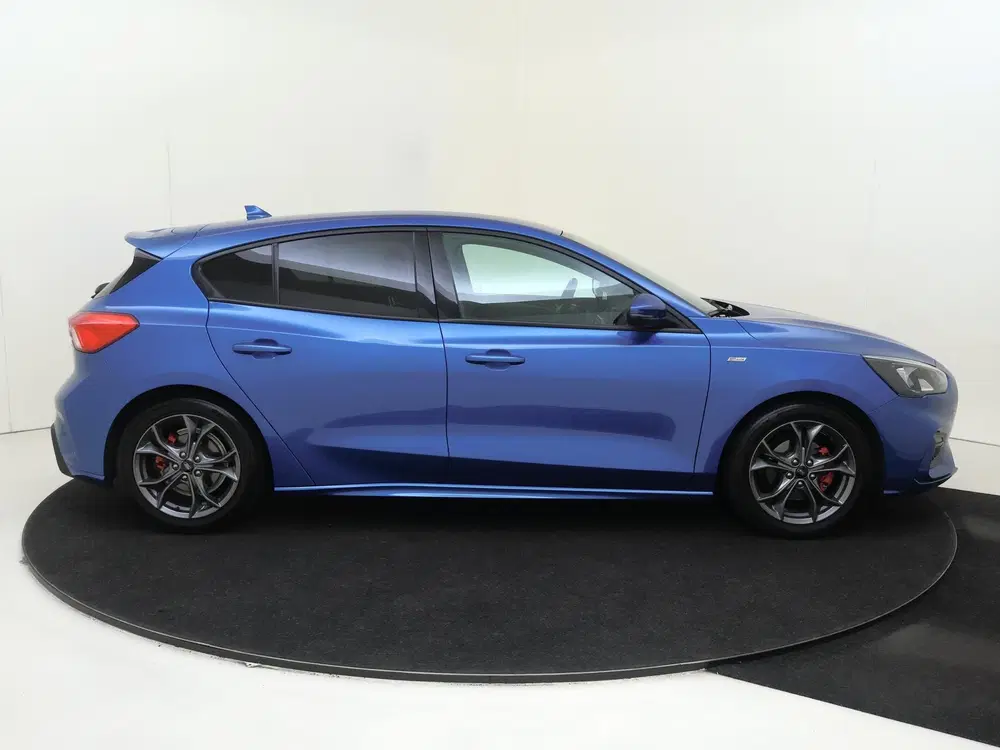 Ford Focus 1.0 EcoBoost 125 PK Hybrid ST Line X Busin uit 2021, foto 9
