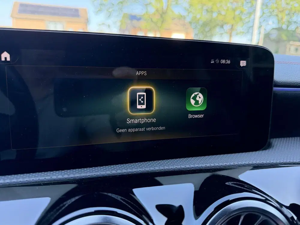 Mercedes-Benz CLA 200 AMG Line uit 2021, foto 20