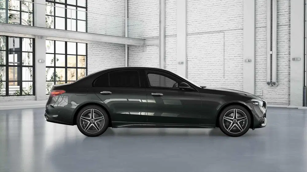 Mercedes-Benz C-Klasse 300 e AMG Line uit 2023, foto 3