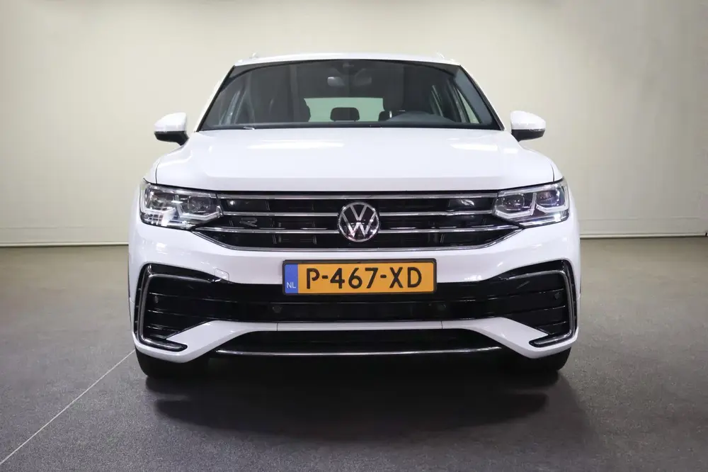 Volkswagen Tiguan 1.5 TSI R-Line Business+ uit 2022, foto 14