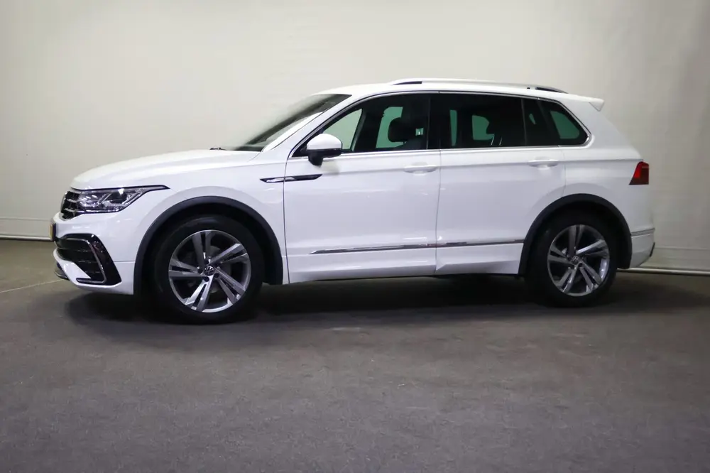 Volkswagen Tiguan 1.5 TSI R-Line Business+ uit 2022, foto 19