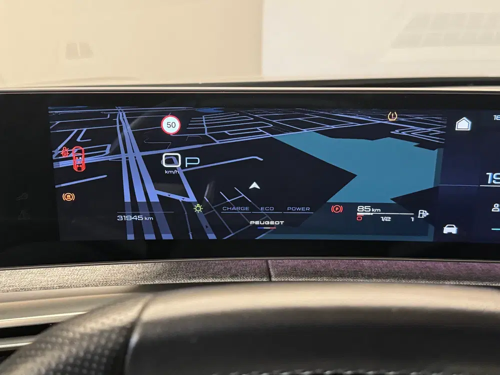 Peugeot 5008 1.2 Hybrid 136 GT uit 2024, foto 4