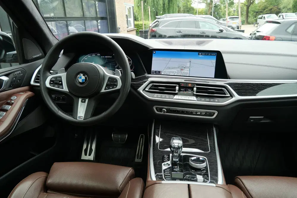 BMW X7 M50d 400 PK High Executive 7p uit 2019, foto 6