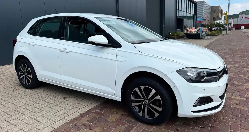 Volkswagen POLO 1.0 TSI Highline Business R uit 2020, foto 2