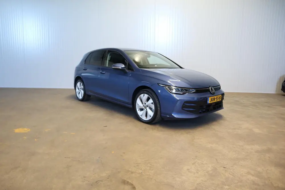 Volkswagen Golf 1.5 eHybrid Life Edition uit 2025, foto 3