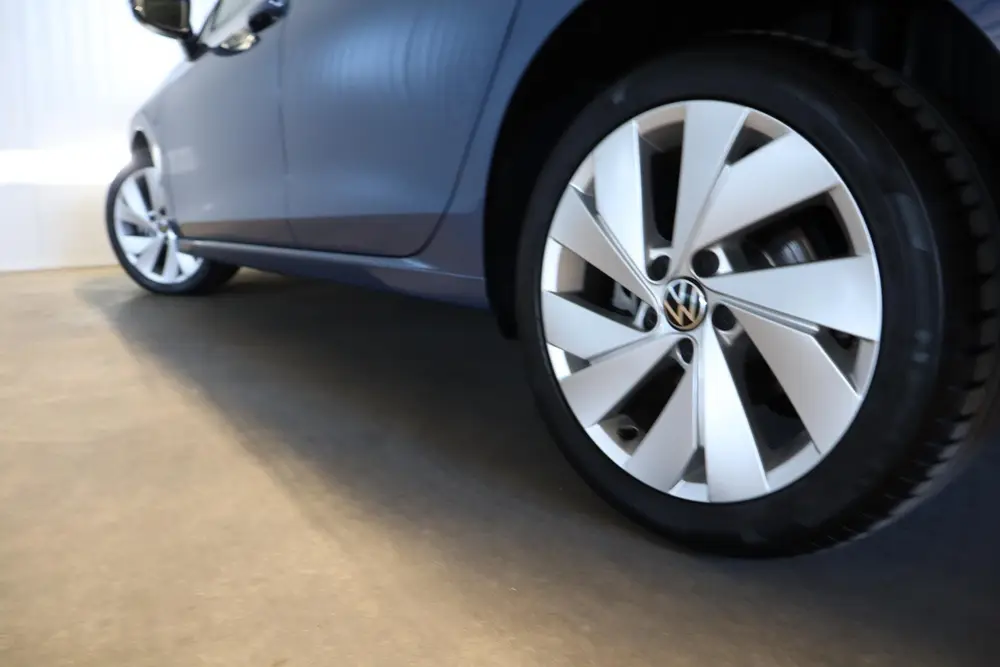 Volkswagen Golf 1.5 eHybrid Life Edition uit 2025, foto 6