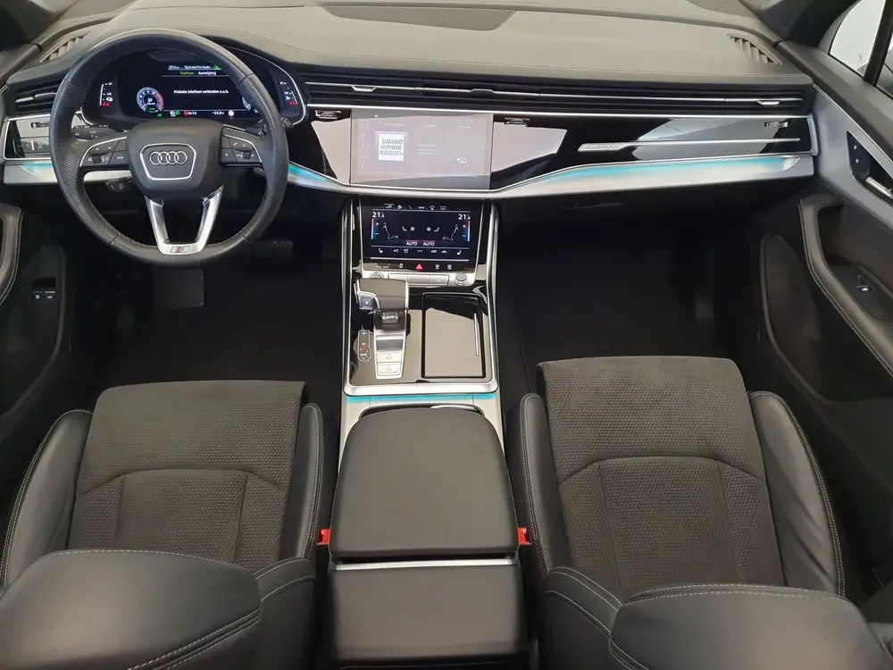 Audi Q7 55 TFSI e quattro S-Line Panoramadak uit 2021, foto 4