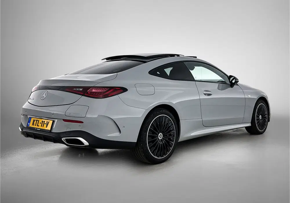 Mercedes-Benz CLE CLE Coupé 300 e AMG Plug-In Hybride AMG Li uit 2025, foto 2