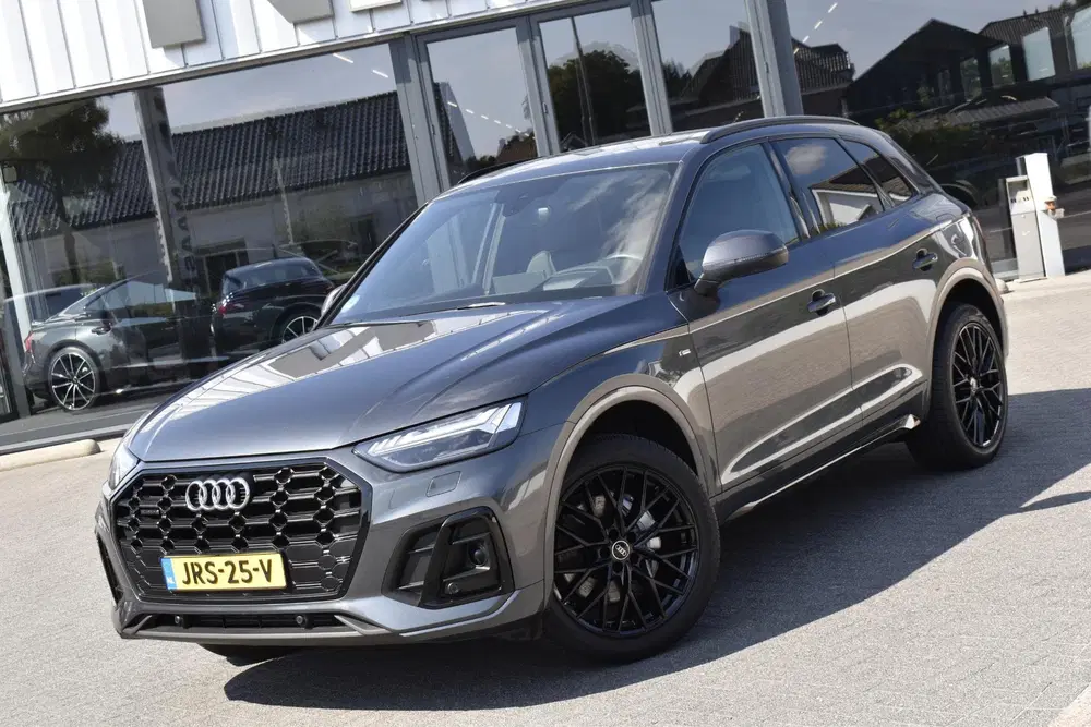 Audi Q5 55 TFSI e S edition BTW Carplay uit 2022, foto 3