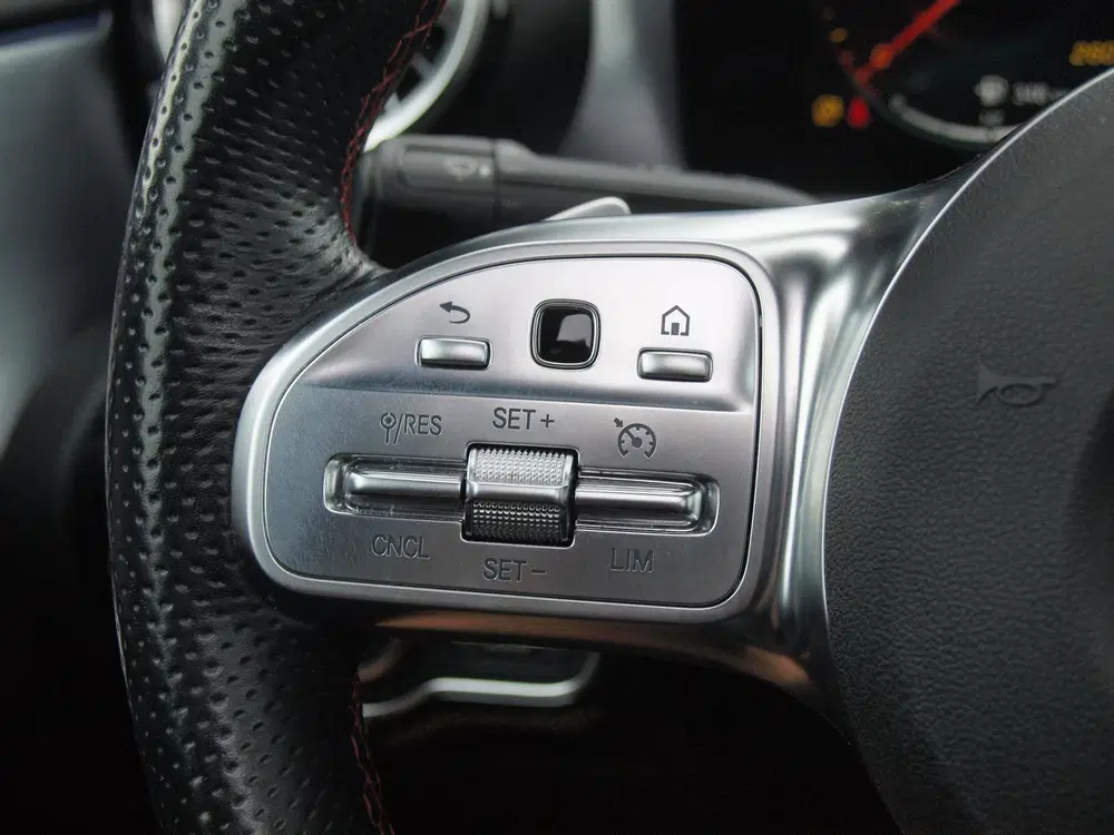 Mercedes-Benz CLA 200 Business Solution AMG uit 2021, foto 18