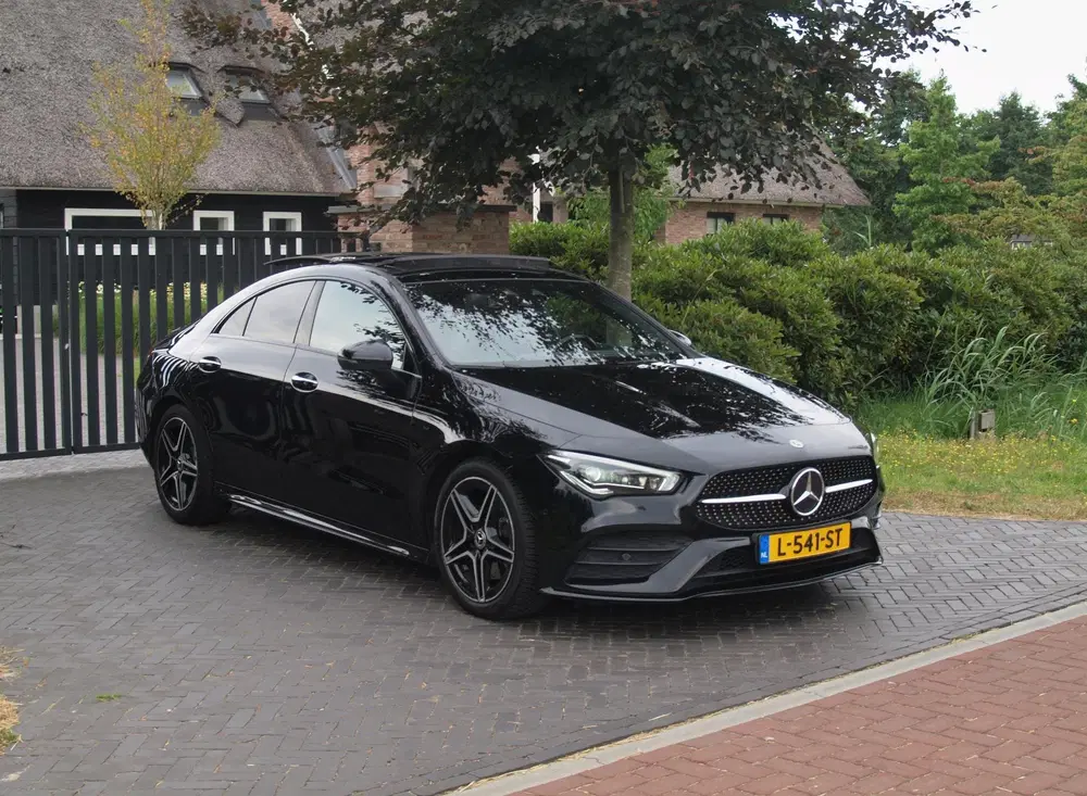 Mercedes-Benz CLA 200 Business Solution AMG uit 2021, foto 4