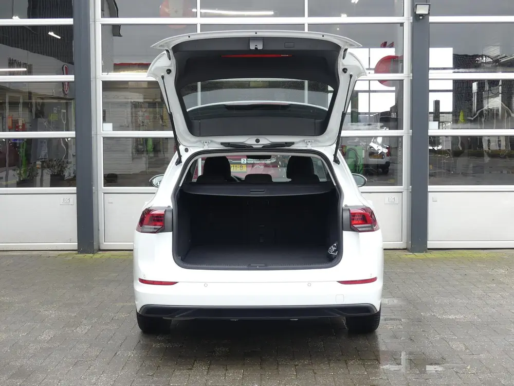 Volkswagen Golf Variant 150pk Automaat *t/m 10de bouwjaar ga uit 2023, foto 11