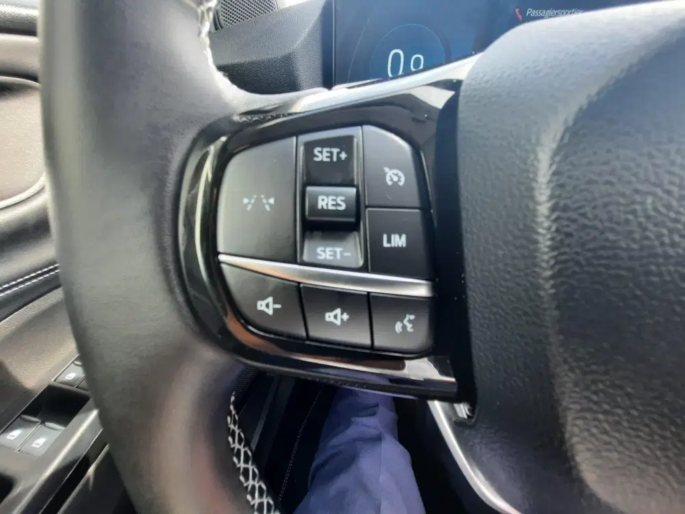 Ford Puma 1.0 EcoBoost Hybrid Titanium uit 2025, foto 16