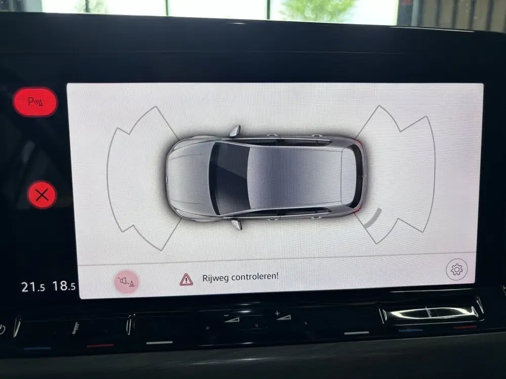 Volkswagen Golf 1.5 eTSI Style PANO! LED! STOELMASSAGE! uit 2020, foto 20
