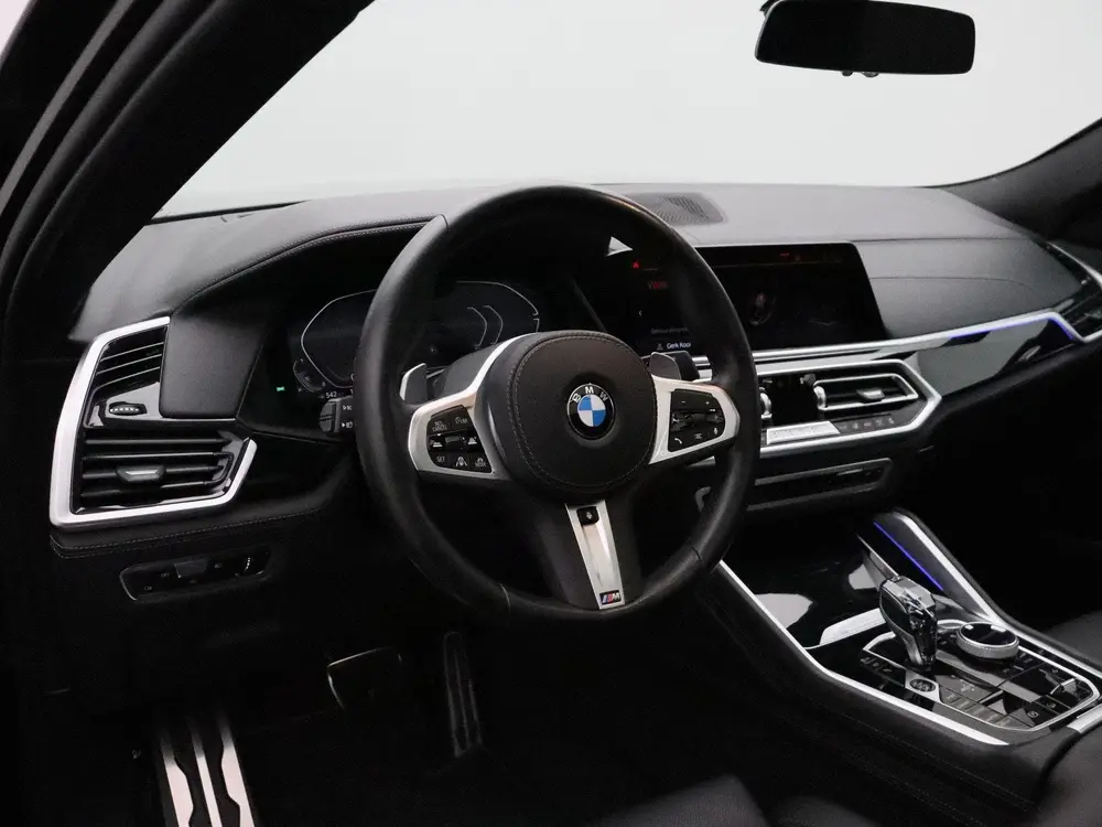 BMW X6 xDrive40i High Executive uit 2022, foto 11