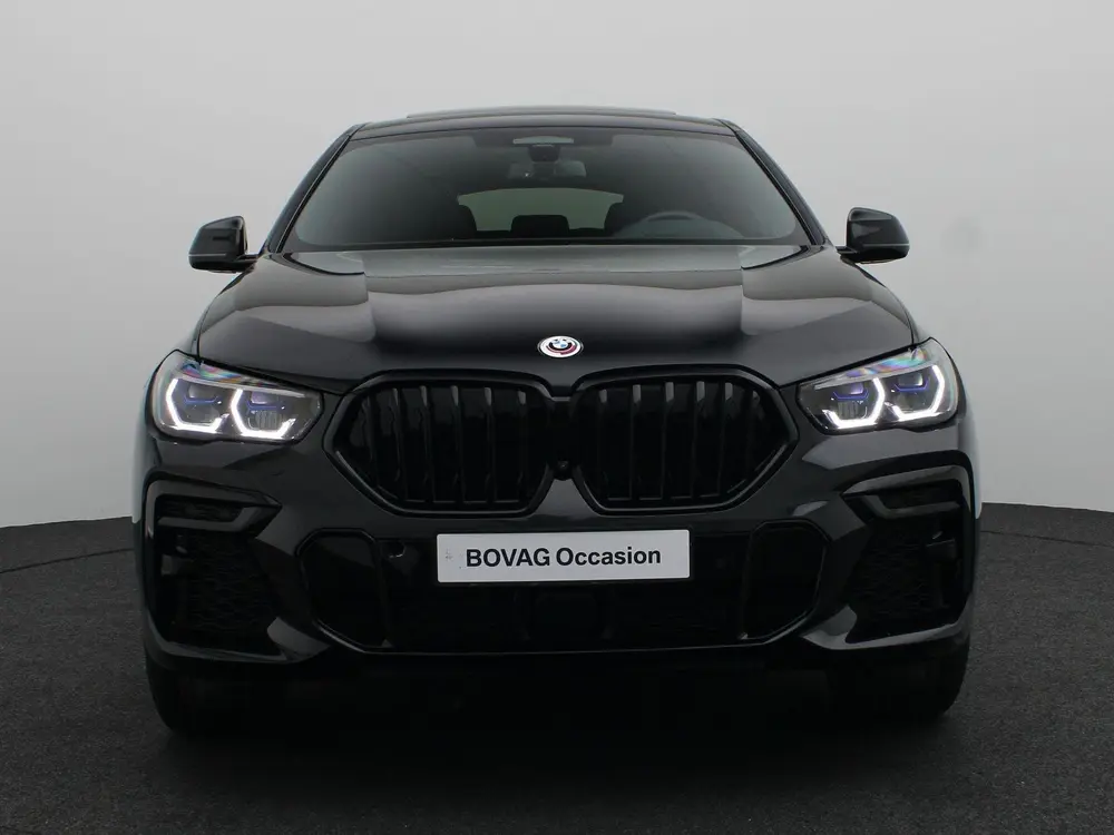 BMW X6 xDrive40i High Executive uit 2022, foto 3